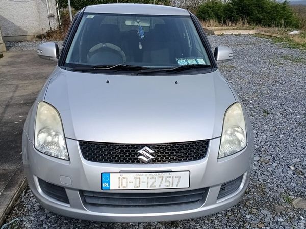 Suzuki Swift Hatchback, Petrol, 2010, Silver