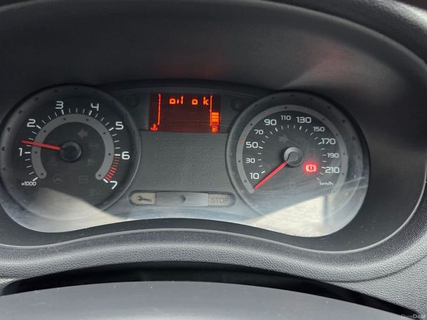 Renault Clio Hatchback, Petrol, 2006, Black