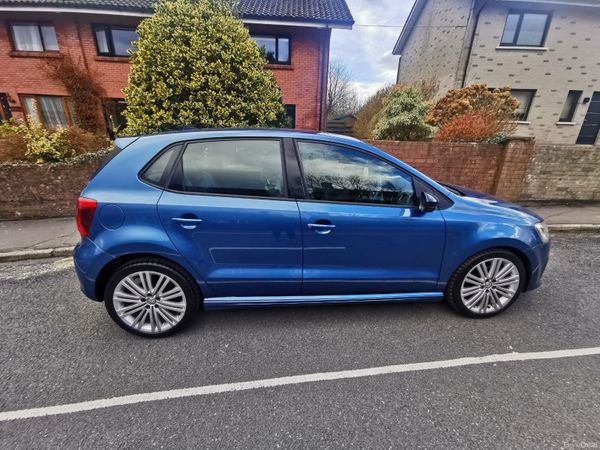 Volkswagen Polo Hatchback, Petrol, 2016, Blue