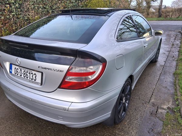 Mercedes-Benz C-Class Coupe, Petrol, 2006, Silver