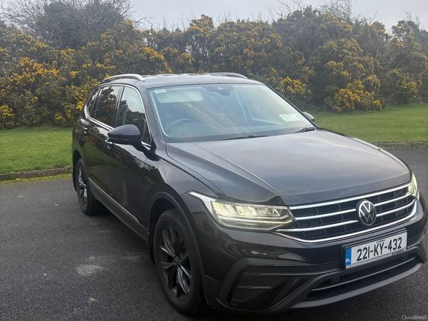 Volkswagen Tiguan SUV, Diesel, 2022, Black