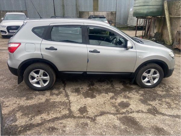 Other Other Agricultural Tractor, Diesel, 2011, Red