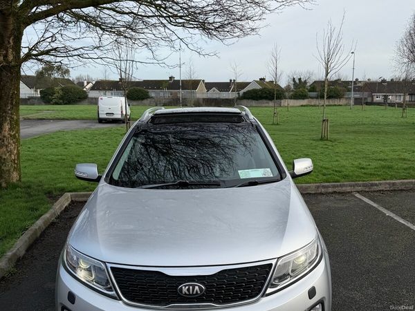 Kia Sorento SUV, Diesel, 2013, Silver