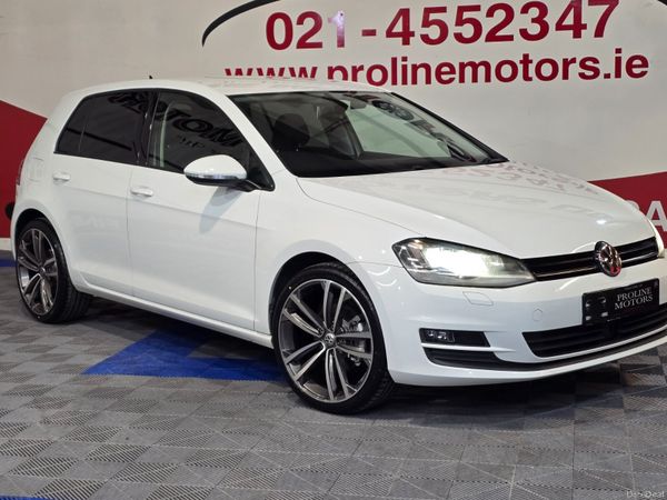Volkswagen Golf Hatchback, Petrol, 2016, White