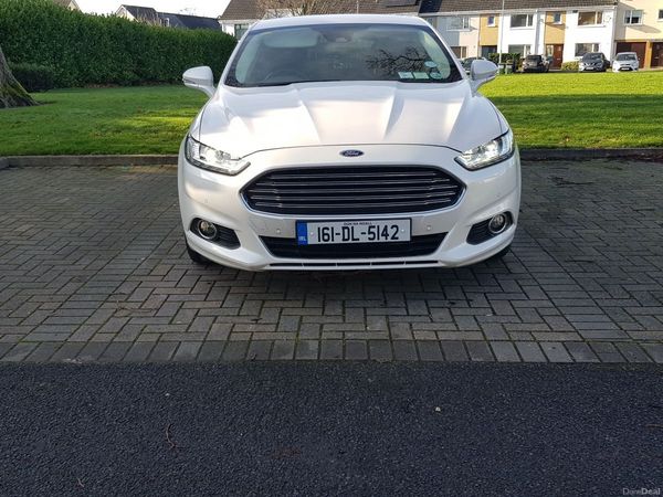 Ford Mondeo Hatchback, Diesel, 2016, White