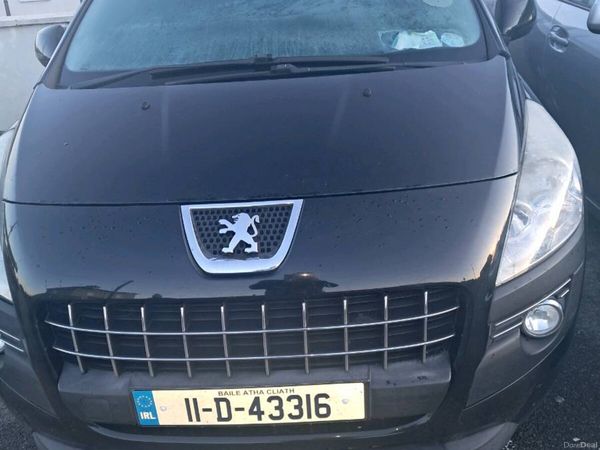 Peugeot 3008 MPV, Diesel, 2011, Black