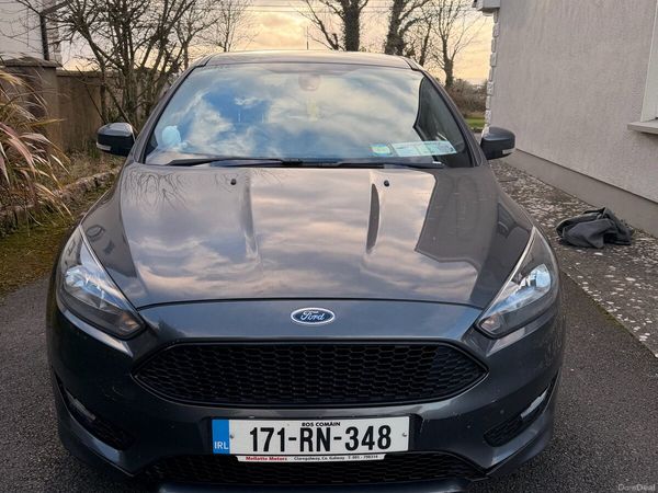 Ford Focus Hatchback, Diesel, 2017, Grey