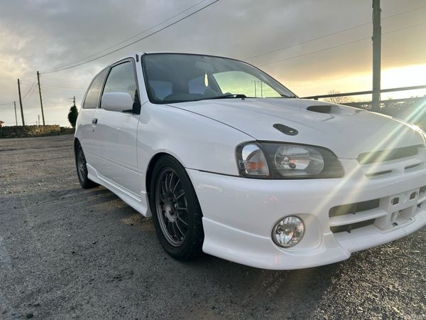 Toyota Starlet Hatchback, Petrol, 1996, Black