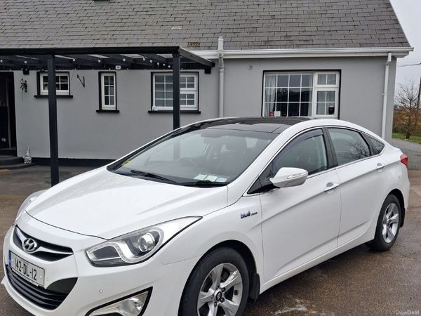 Hyundai i40 Saloon, Diesel, 2014, White