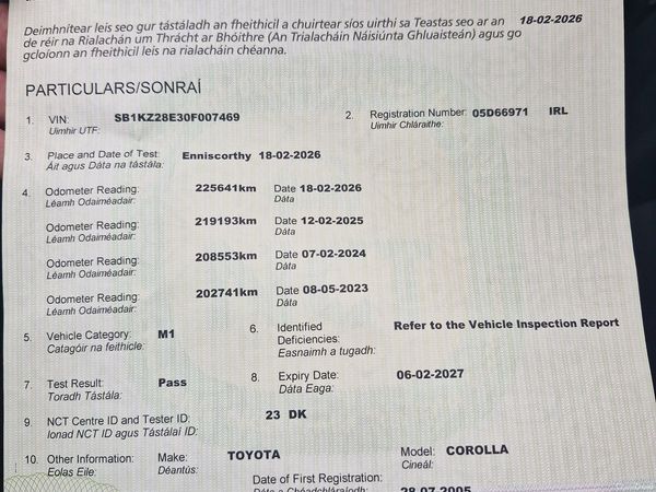 Toyota Corolla Hatchback, Petrol, 2005, Black