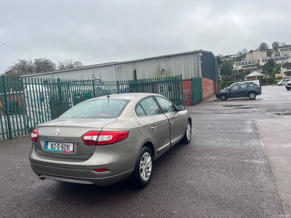 Renault Fluence Saloon, Diesel, 2016, Gold
