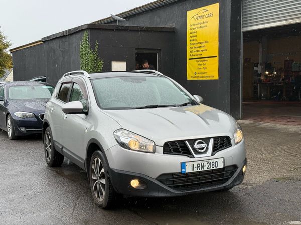 Nissan Qashqai Hatchback, Diesel, 2011, Silver
