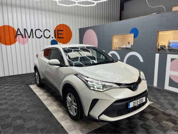 Toyota C-HR SUV, Petrol Hybrid, 2021, White