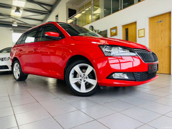 Skoda Fabia Estate, Petrol, 2019, Red