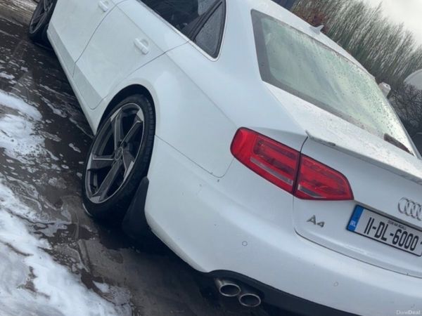 Audi A4 Saloon, Diesel, 2011, White