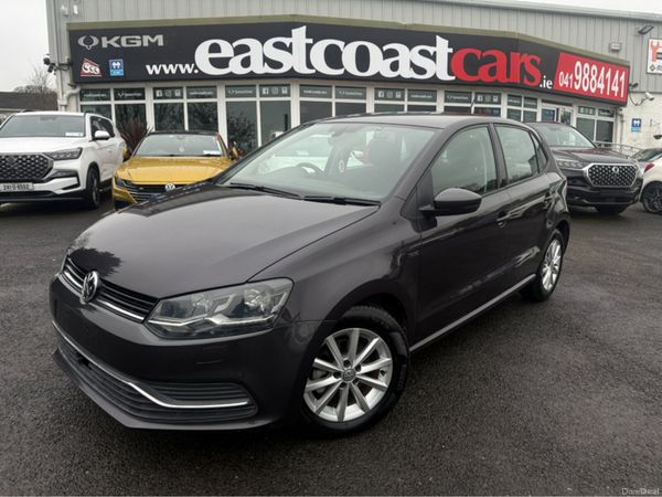 Volkswagen Polo Hatchback, Petrol, 2015, Black