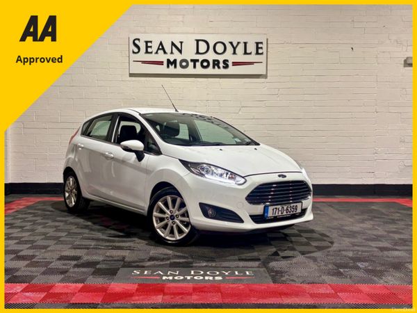 Ford Fiesta Hatchback, Petrol, 2017, White
