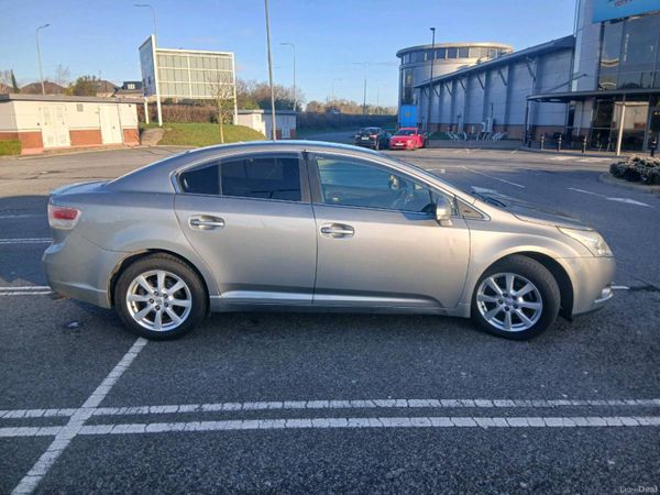 Toyota Avensis Saloon, Diesel, 2012, Grey