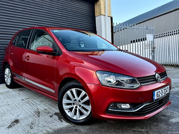 Volkswagen Polo Hatchback, Petrol, 2016, Red