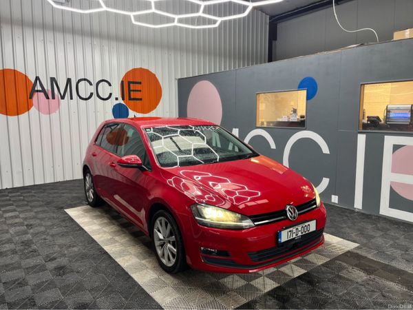 Volkswagen Golf Hatchback, Petrol, 2017, Red
