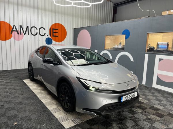 Toyota Prius Saloon, Petrol Hybrid, 2025, Silver