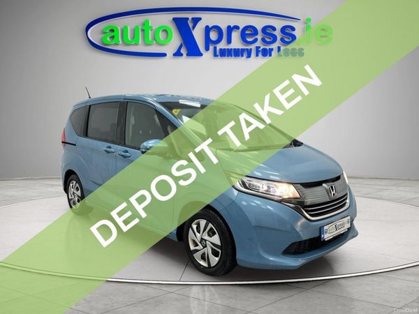 Honda Freed MPV, Petrol Hybrid, 2018, Blue