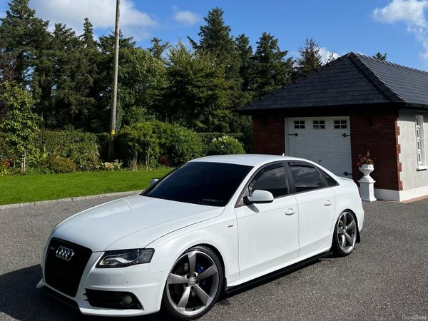 Audi A4 Saloon, Diesel, 2011, White