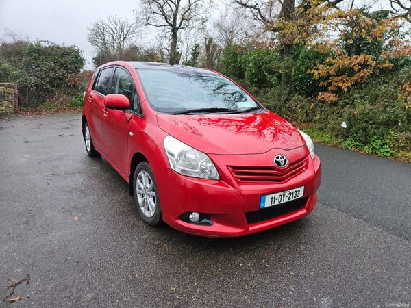 Toyota Verso MPV, Diesel, 2011, Red