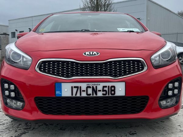 Kia Ceed Hatchback, Petrol, 2017, Red