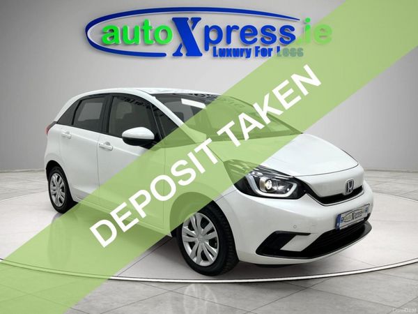 Honda Fit Hatchback, Petrol Hybrid, 2020, White