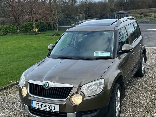 Skoda Yeti SUV, Diesel, 2012, Brown