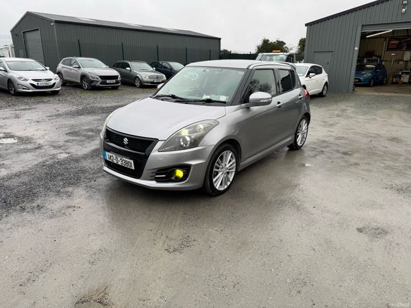 Suzuki Swift Hatchback, Petrol, 2014, Grey