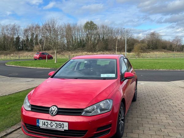 Volkswagen Golf Hatchback, Diesel, 2014, Red