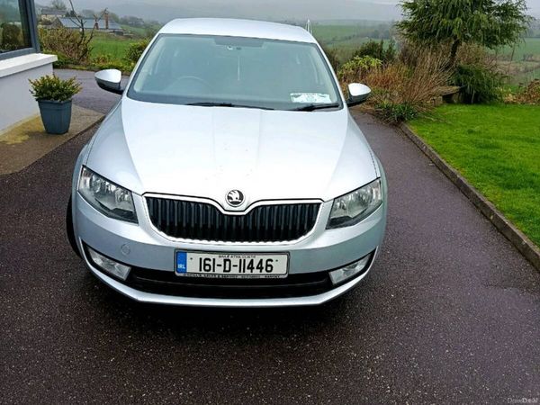 Skoda Octavia Saloon, Diesel, 2016, Silver