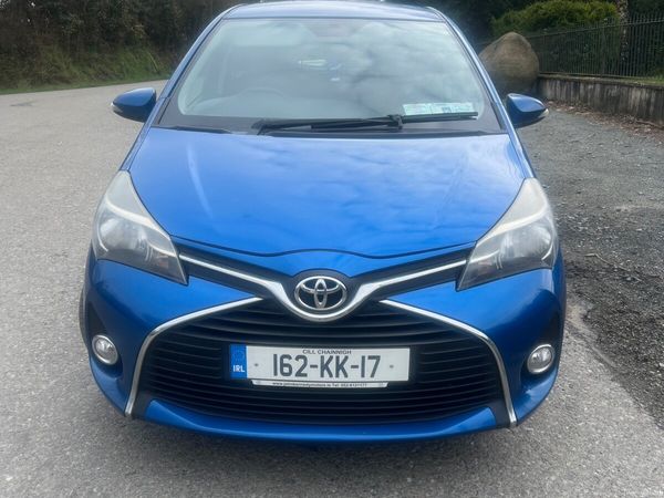 Toyota Yaris Hatchback, Petrol, 2016, Blue