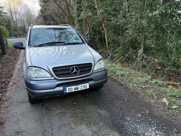 Mercedes-Benz M-Class SUV, Diesel, 2000, Silver