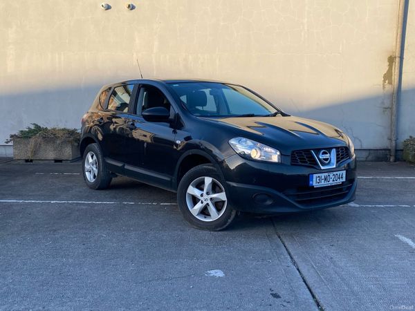 Nissan Qashqai Hatchback, Diesel, 2013, Black
