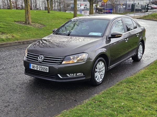 Volkswagen Passat Saloon, Diesel, 2014, Brown