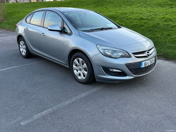 Opel Astra Saloon, Diesel, 2015, Silver