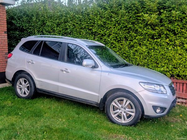 Hyundai Santa Fe SUV, Diesel, 2011, Silver