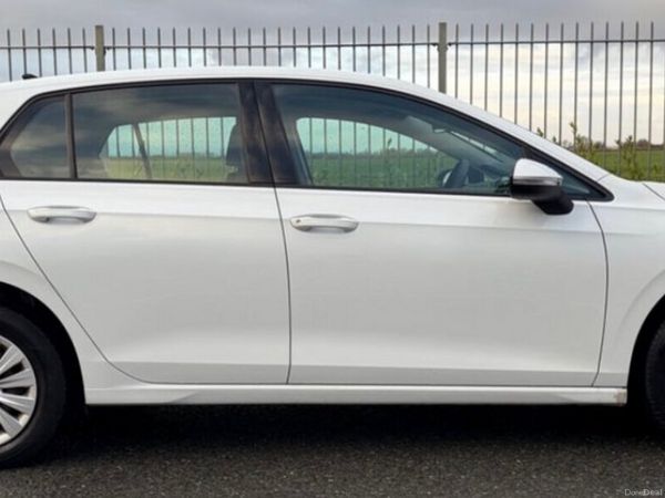 Volkswagen Golf Estate, Diesel, 2022, White