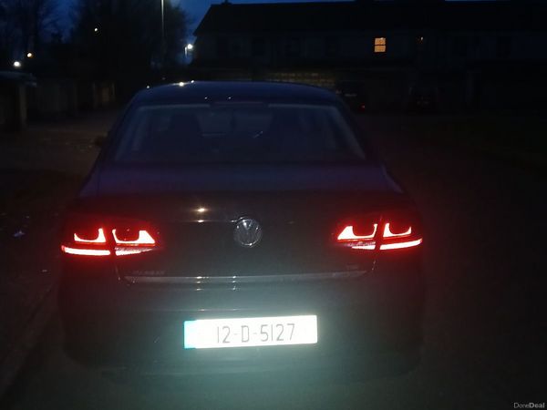 Volkswagen Passat Saloon, Diesel, 2012, Black