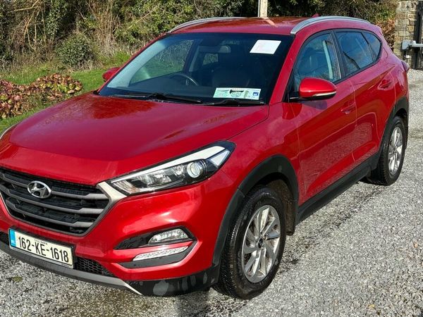 Hyundai Tucson SUV, Diesel, 2016, Red
