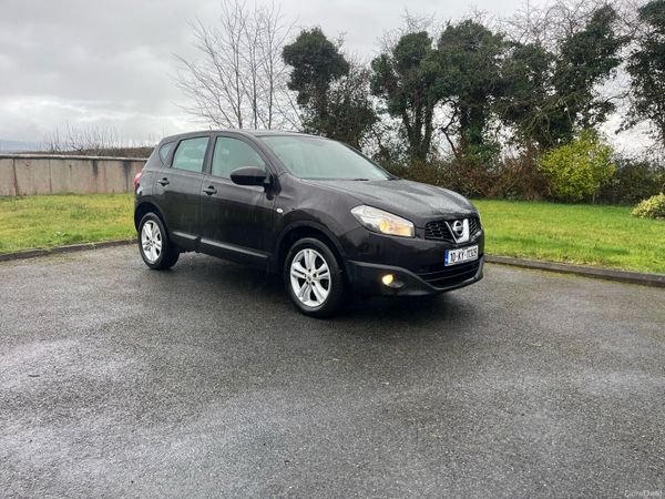Nissan Qashqai Hatchback, Diesel, 2010, Black