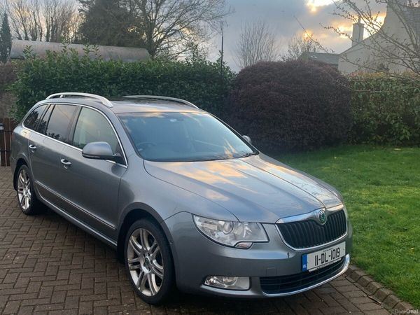 Skoda Superb Estate, Diesel, 2011, Grey