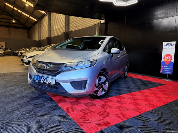 Honda Fit Hatchback, Petrol Hybrid, 2015, Silver