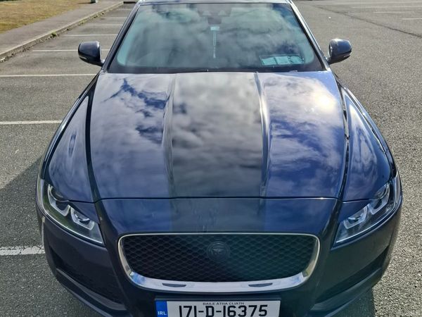 Jaguar XF Saloon, Diesel, 2017, Blue