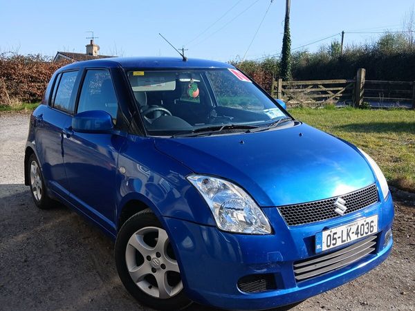 Suzuki Swift Hatchback, Petrol, 2005, Blue