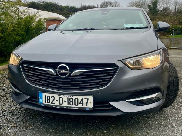 Opel Insignia Hatchback, Diesel, 2018, Grey