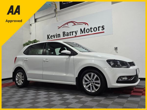 Volkswagen Polo Hatchback, Petrol, 2017, White